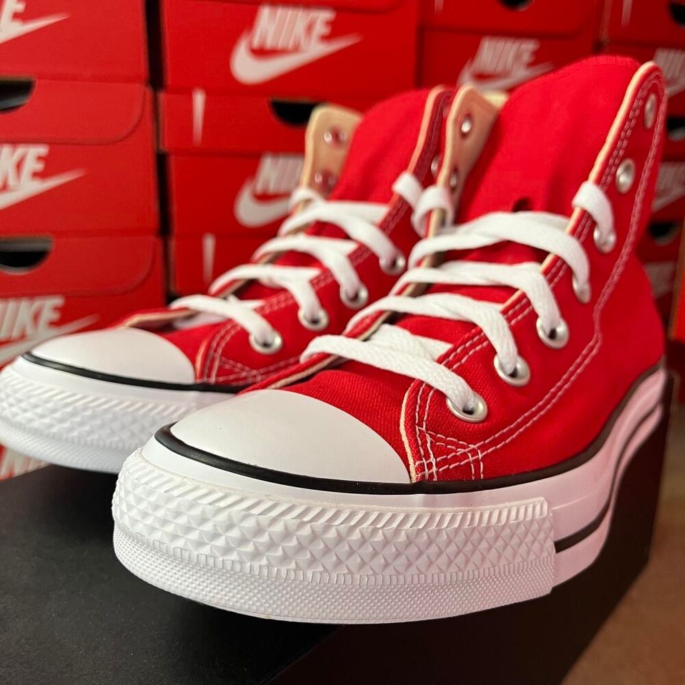 Converse Women's Red Trainers